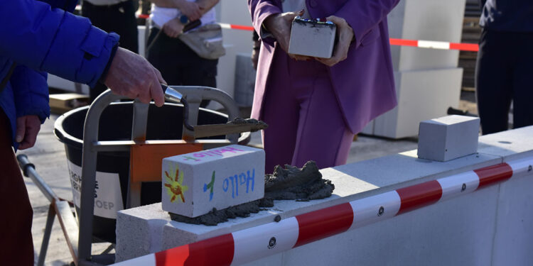 Eerste steen Buitenplaats Landgoed Huize Padua